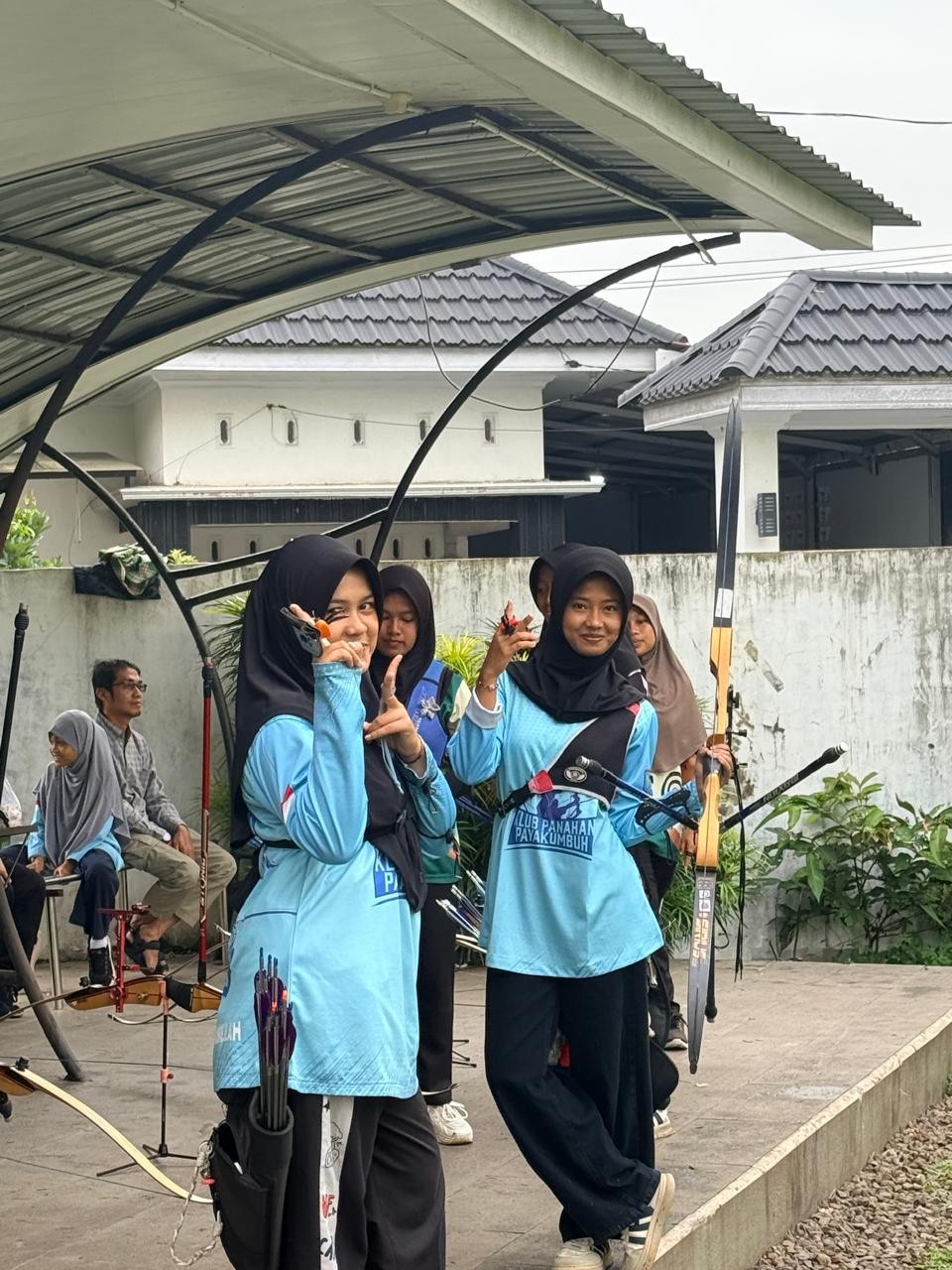Latihan teknik memanah