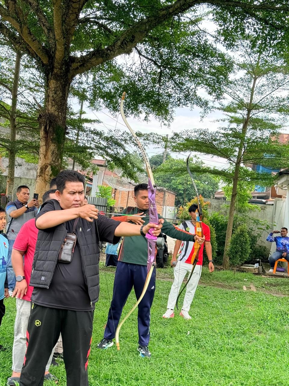 Latihan bersama pelatih tamu